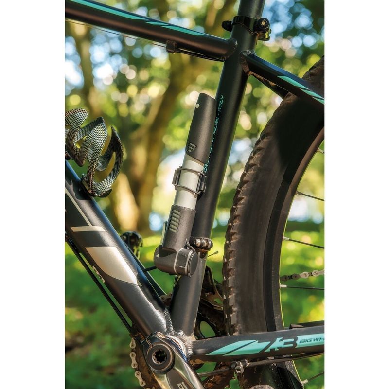 Bomba_De_Ar_Porttil_Para_Bicicleta_90_Psi_Tramontina_102566904jpg