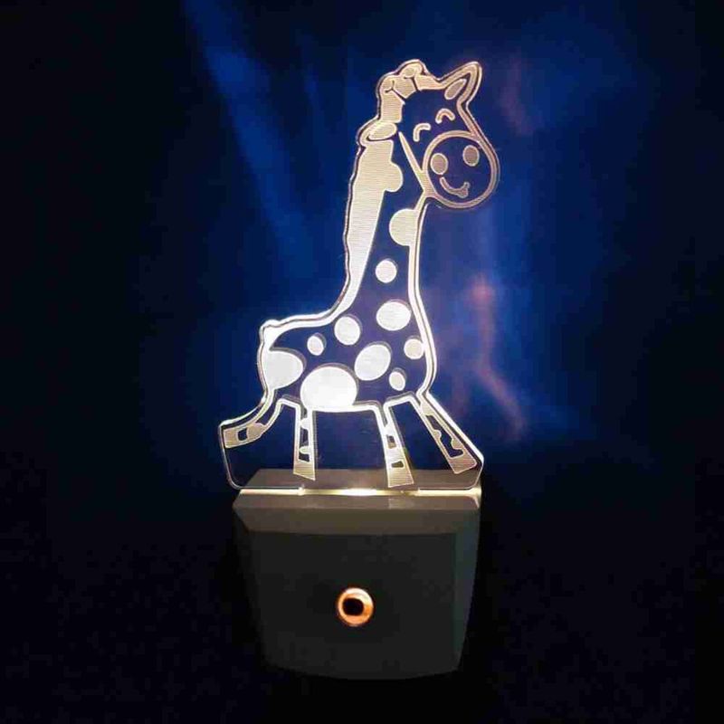 Luz_Noturna_Girafa_Bivolt_Key_West_101170902jpg