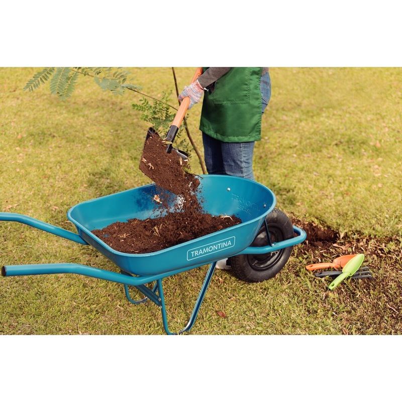 Carrinho_De_Mo_Com_Caamba_Rasa_Metlica_Azul_50l_Brao_Metlico_E_Pneu_Com_Cmara_Tramontina_101858604jpg
