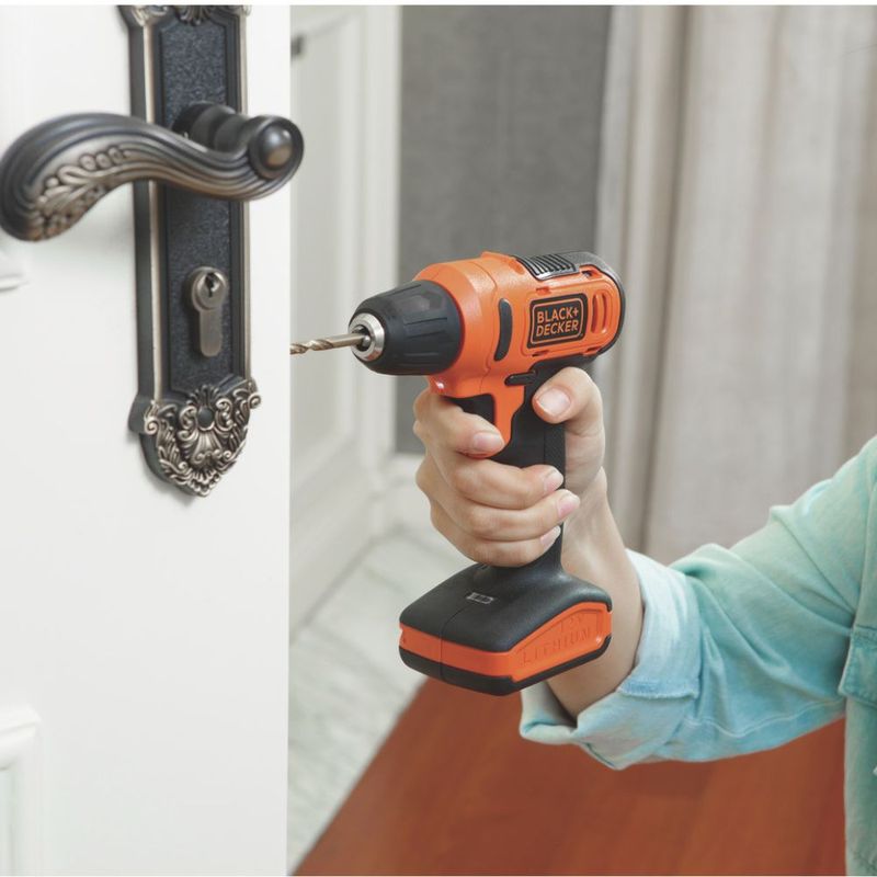 Furadeira__Parafusadeira_38_12v_Com_Acessorios_Bivolt_Ld12sBr_BlackDecker_102192203jpg