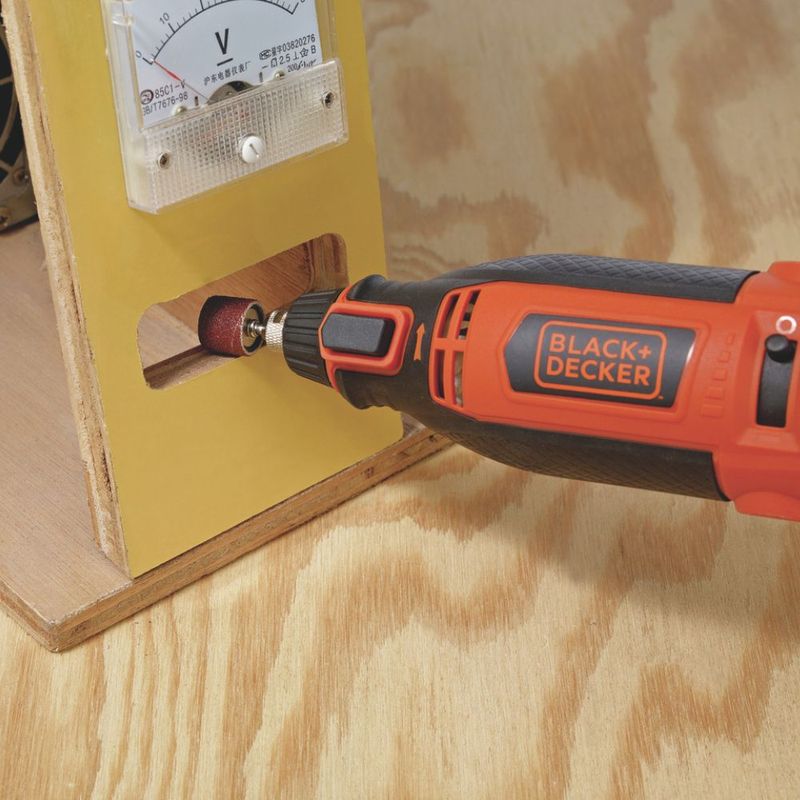 Micro_Retfica_Com_Acessrios_180w_127v_Rt18kaBr_BlackDecker_102192804jpg