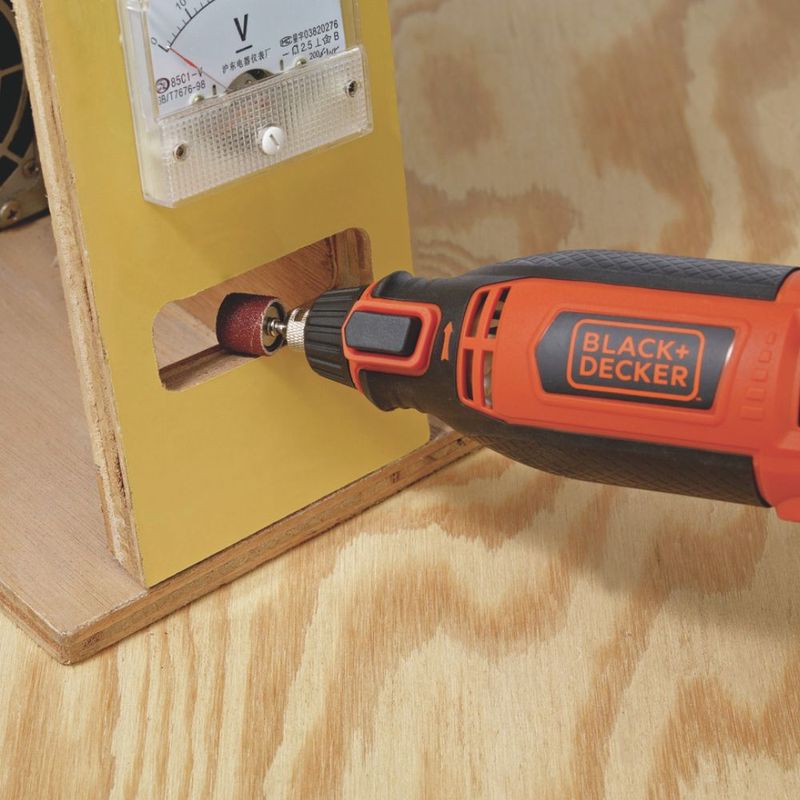 Micro_Retfica_Com_Acessrios_180w_220v_Rt18kaB2_BlackDecker_102192904jpg