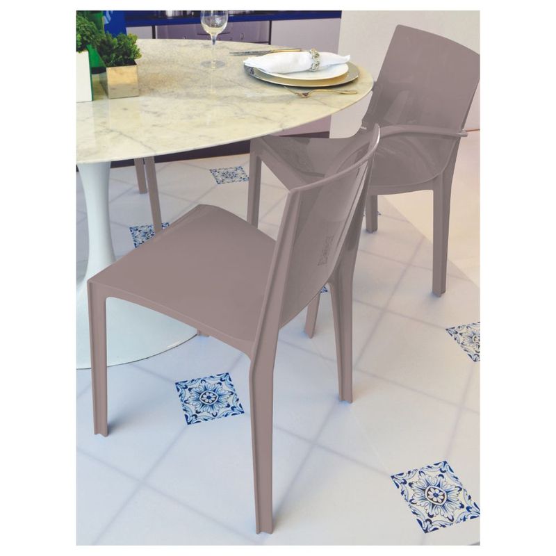 Cadeira_Taurus_Fendi_Plastil_102991202jpg