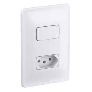 Conjunto Interruptor Zeffia Simples+ 1 Tomada 2p+T 4x2 10a Legrand