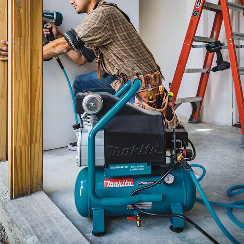 Compressor_De_Ar_20_Hp_Com_Saida__127v_Makita_92896802jpg