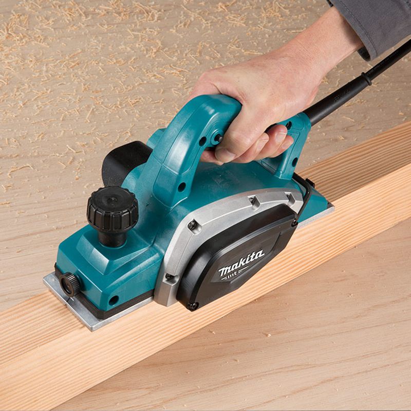 Plaina_82mm_3_14pol__127v_Makita_103157102jpg