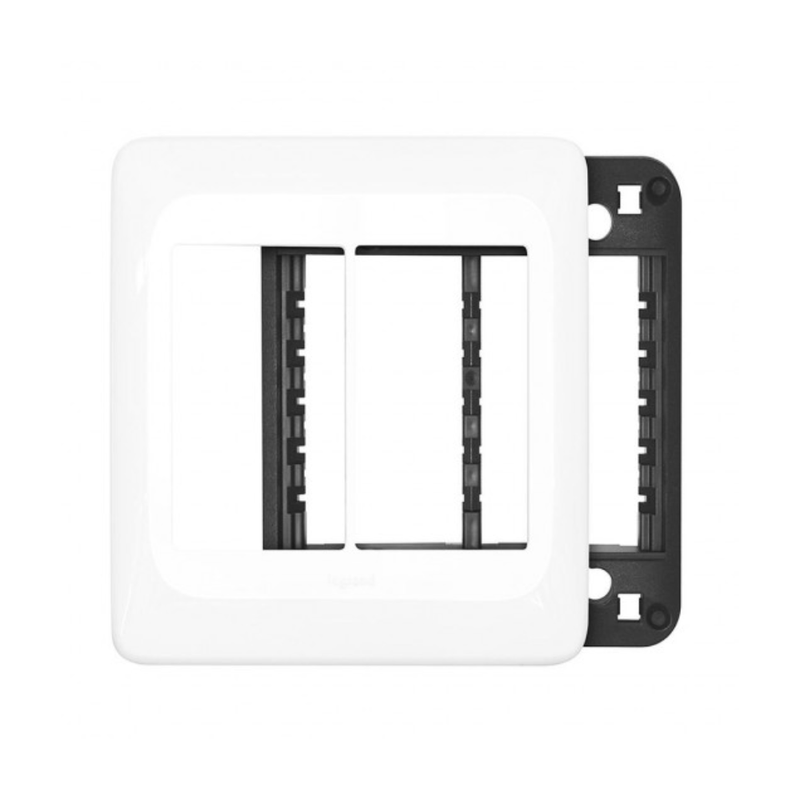 Placa_Pop_33_Postos_Juntos_4x4_Legrand_103128501png