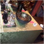 Pastilha_Adesiva_Metal_305x305_Escovado_Dourado_Fosco_Al200_Glass_Mosaic_103984203jpg