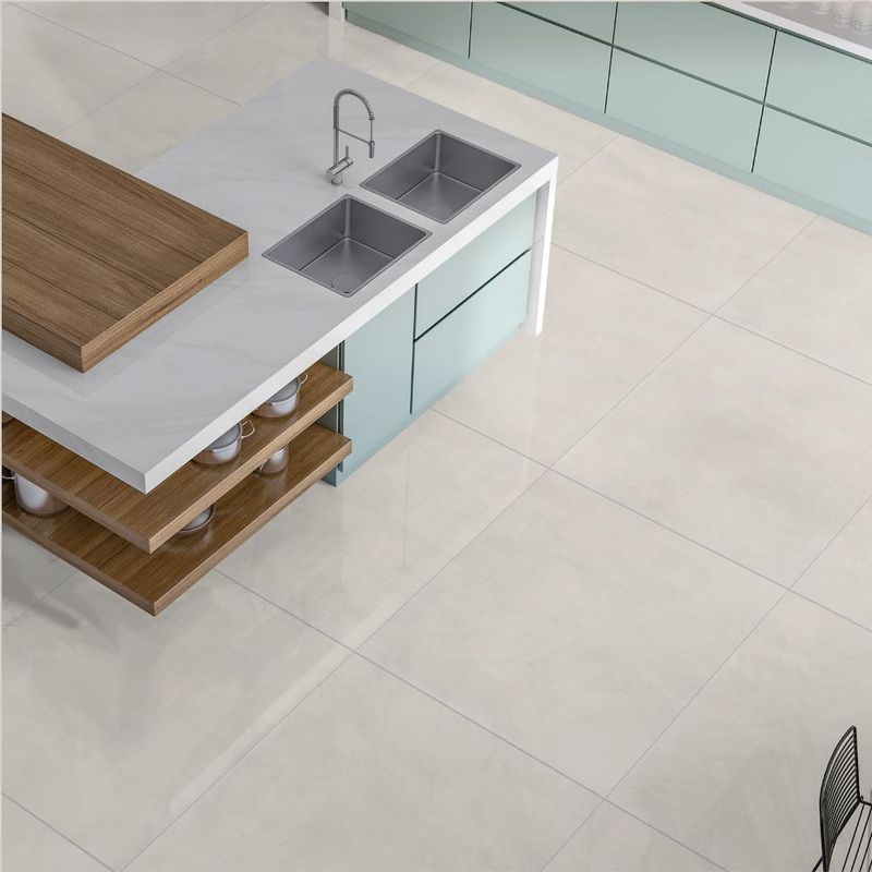 Porcelanato_82x82_Polido_P82049_Cx202m2_Embramaco_104164002jpg