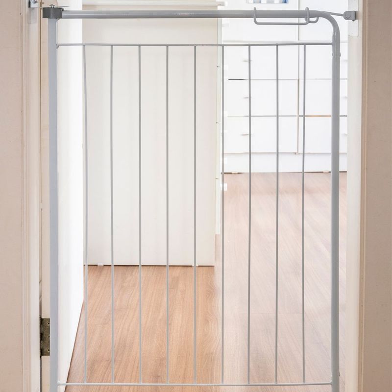 Grade_Para_Porta_Portozinho_Branco_70cm_Utimil_104251702jpg